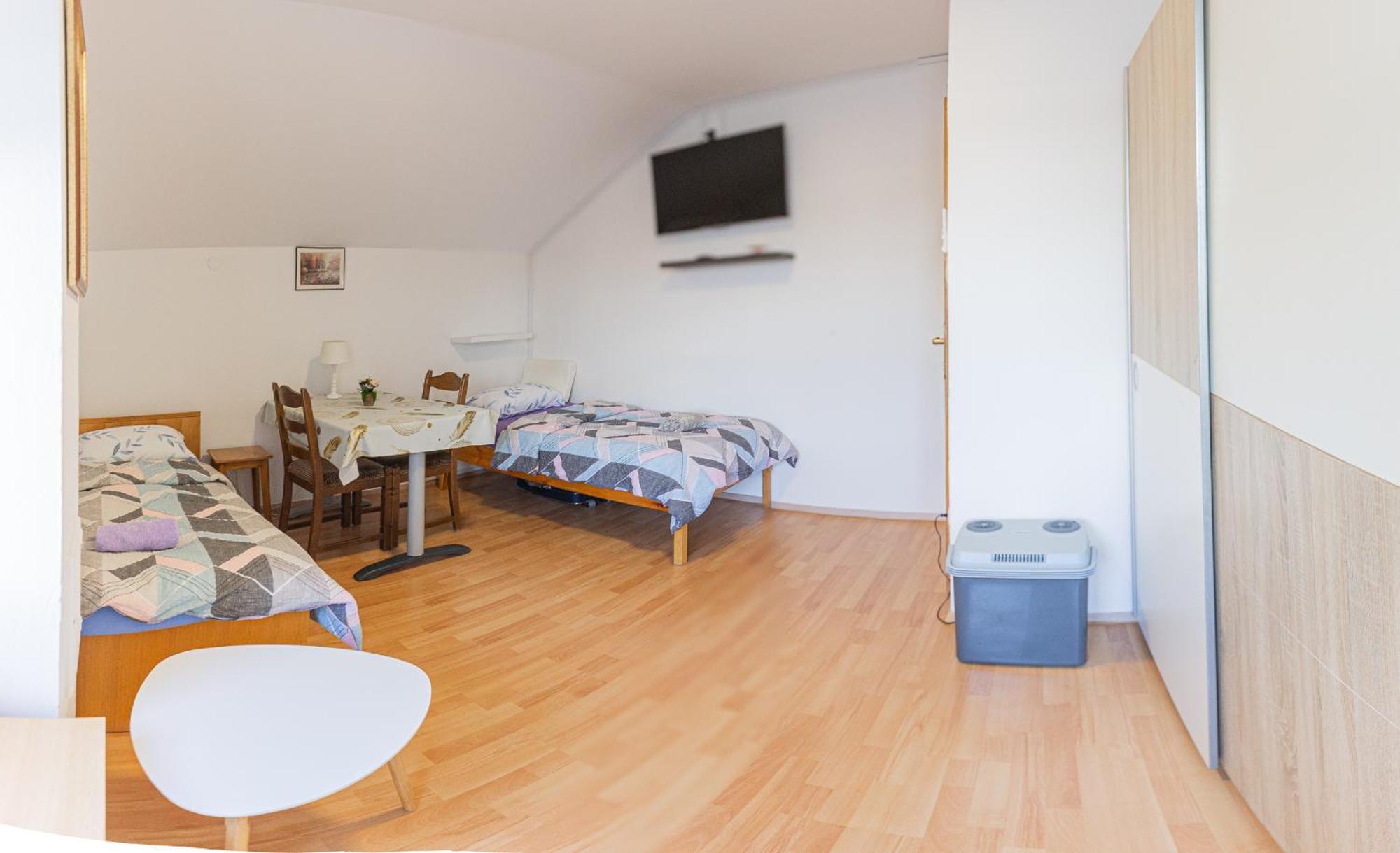 Rooms Kozarje Любляна Екстер'єр фото