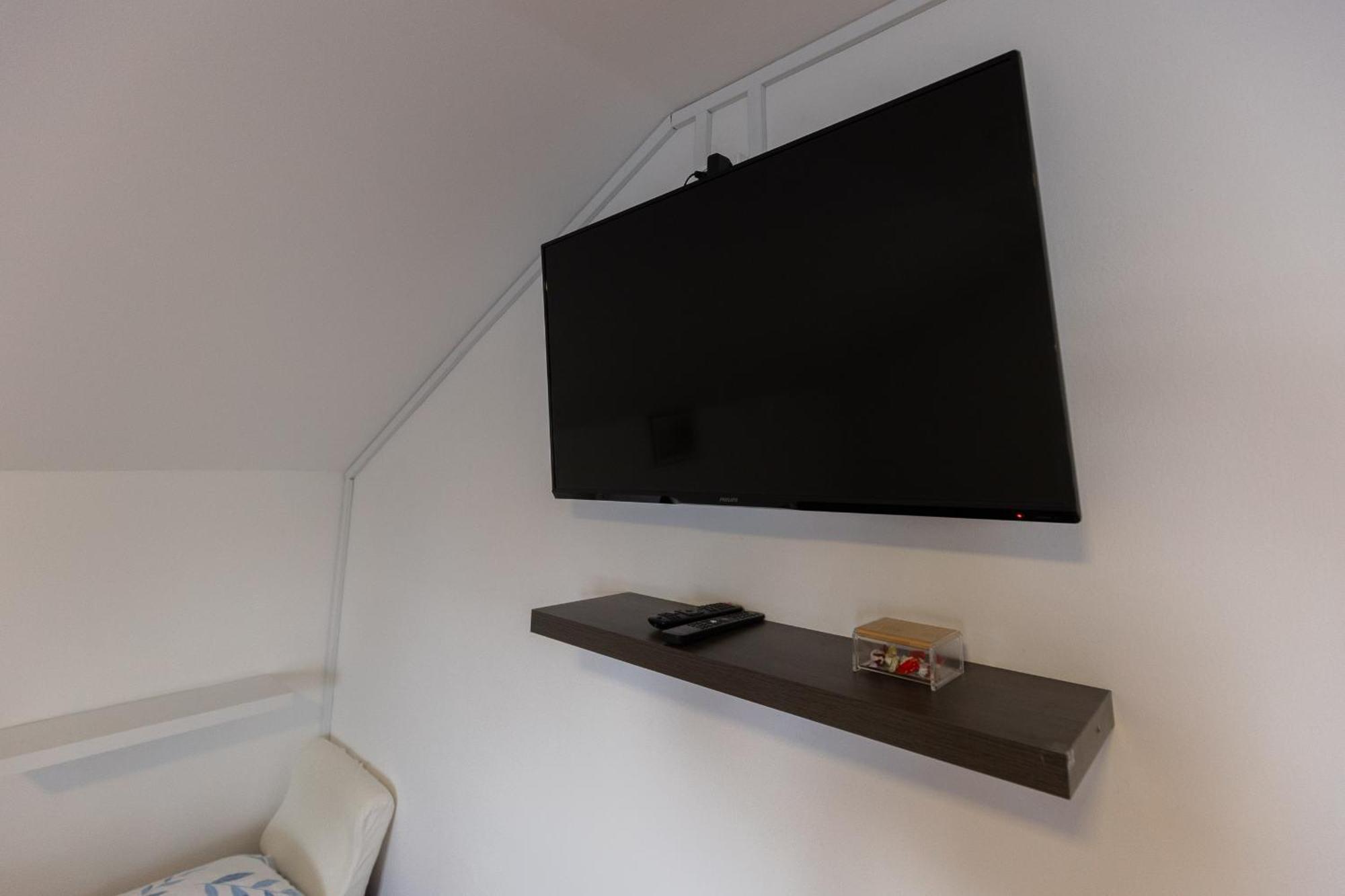 Rooms Kozarje Любляна Екстер'єр фото