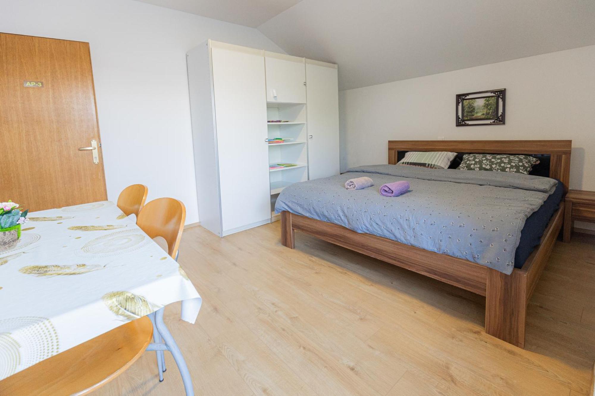 Rooms Kozarje Любляна Екстер'єр фото