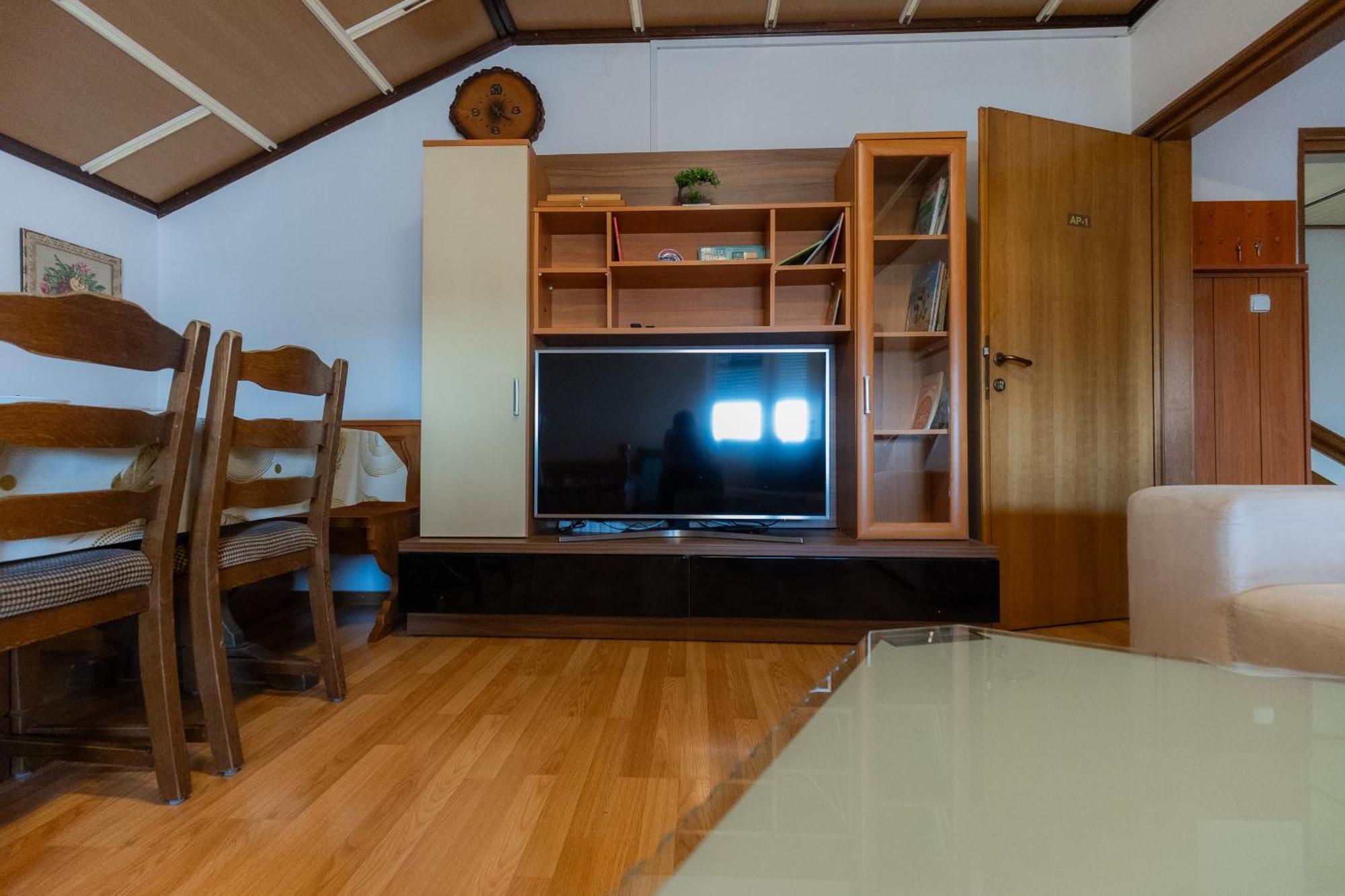Rooms Kozarje Любляна Екстер'єр фото